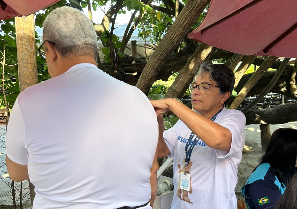 Dia do Técnico e auxiliar de enfermagem
