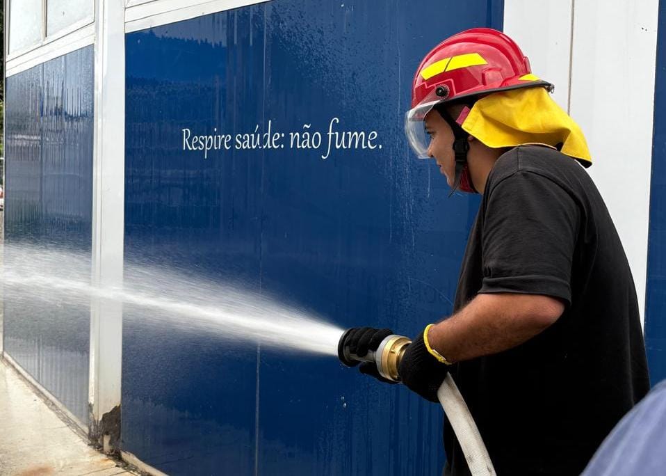 Treinamento de combate ao incêndio